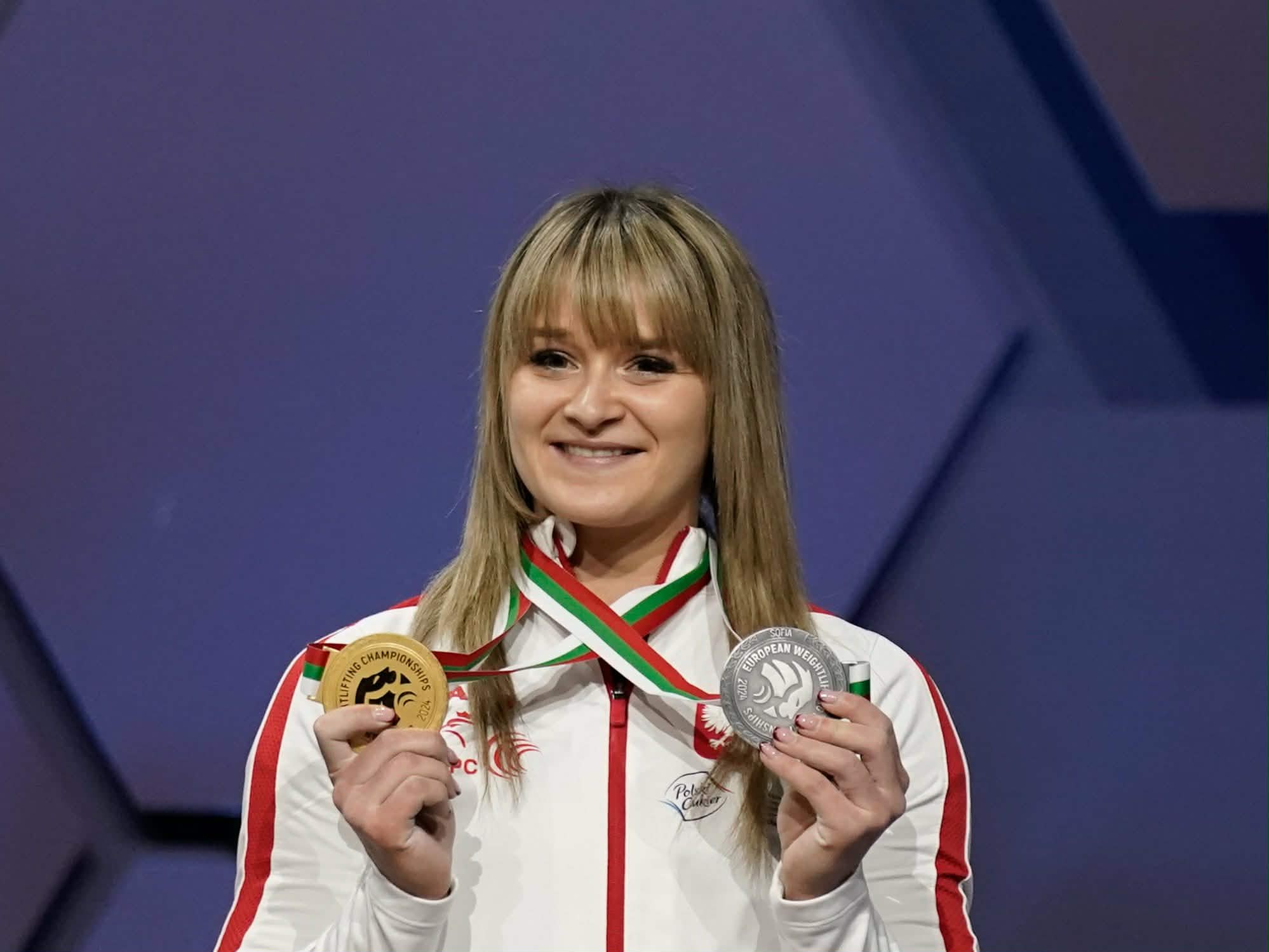 ,,Ja nie analizuję, to pomost weryfikuje"- Wywiad z Wiktorią Wołk